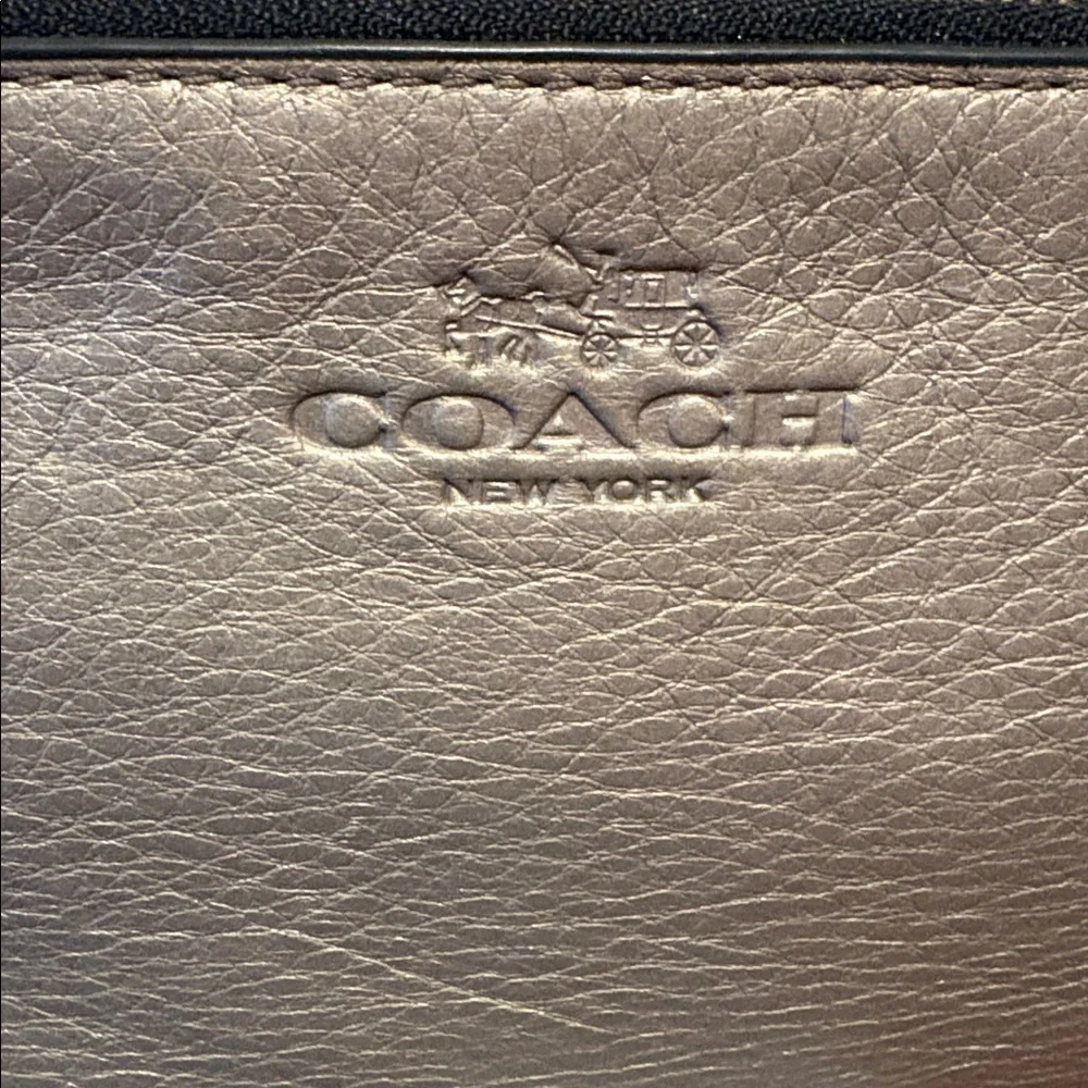 Coach Double zip wristlet pebbled Leather gold metallic long wallet 8”w EUC